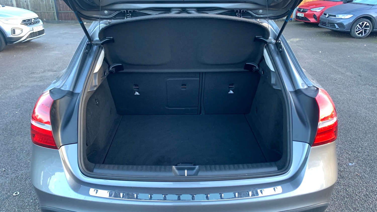 Used Mercedes-Benz GLA 2019 for sale - 77367475: Photo 4