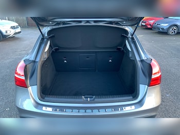 Used Mercedes-Benz GLA 2019 for sale - 77367475: Photo