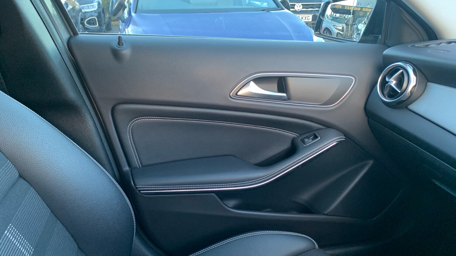 Used Mercedes-Benz GLA 2019 for sale - 77367475: Photo 51