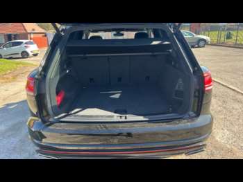Used Volkswagen Touareg 2023 for sale - 74204620: Photo