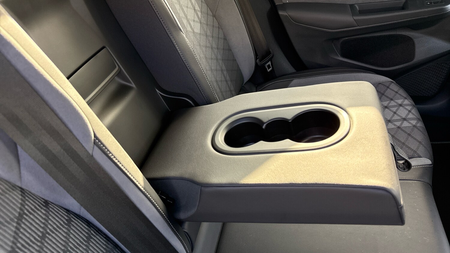 Used Volkswagen Golf 2020 for sale - 76253122: Photo 51