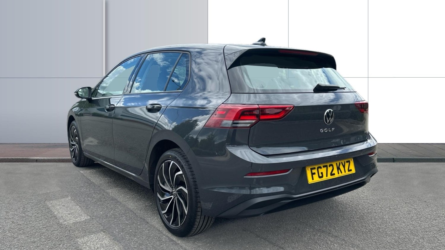 2022 Volkswagen Golf 1.5 TSI Life 5dr Petrol Hatchback Hatchback Petrol Manual - Picture 2 of 24