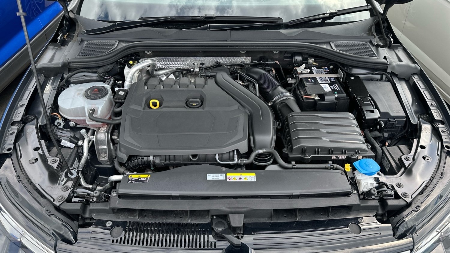 2022 Volkswagen Golf 1.5 TSI Life 5dr Petrol Hatchback Hatchback Petrol Manual - Picture 8 of 24