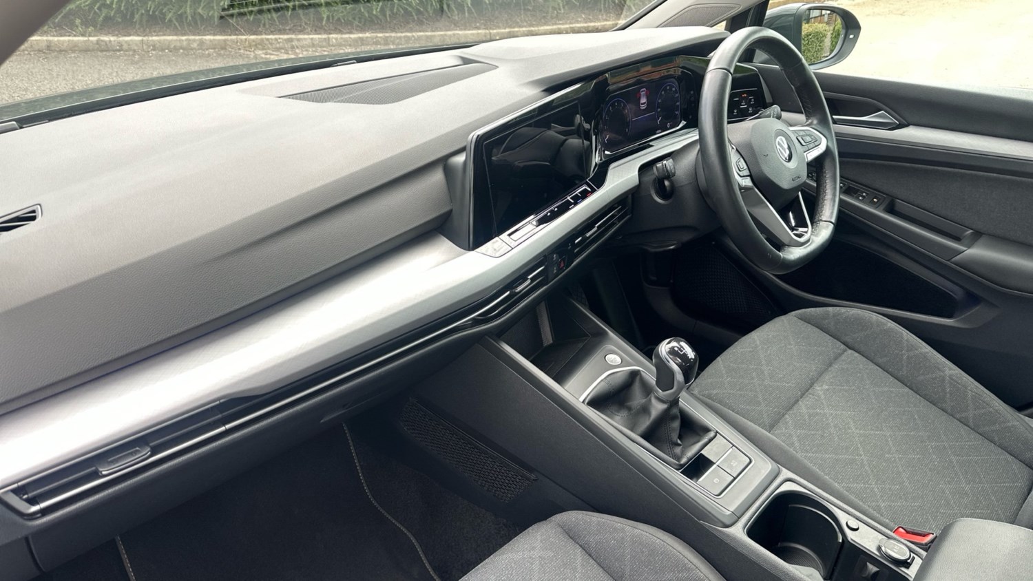 2022 Volkswagen Golf 1.5 TSI Life 5dr Petrol Hatchback Hatchback Petrol Manual - Picture 9 of 24
