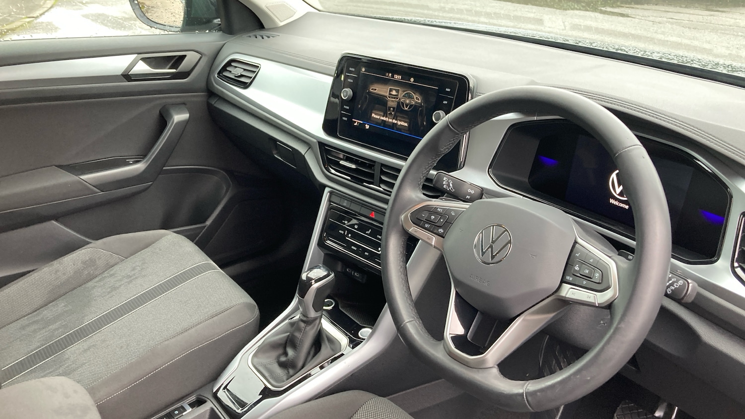 Used Volkswagen T-Roc 2025 for sale - 76968718: Photo 14