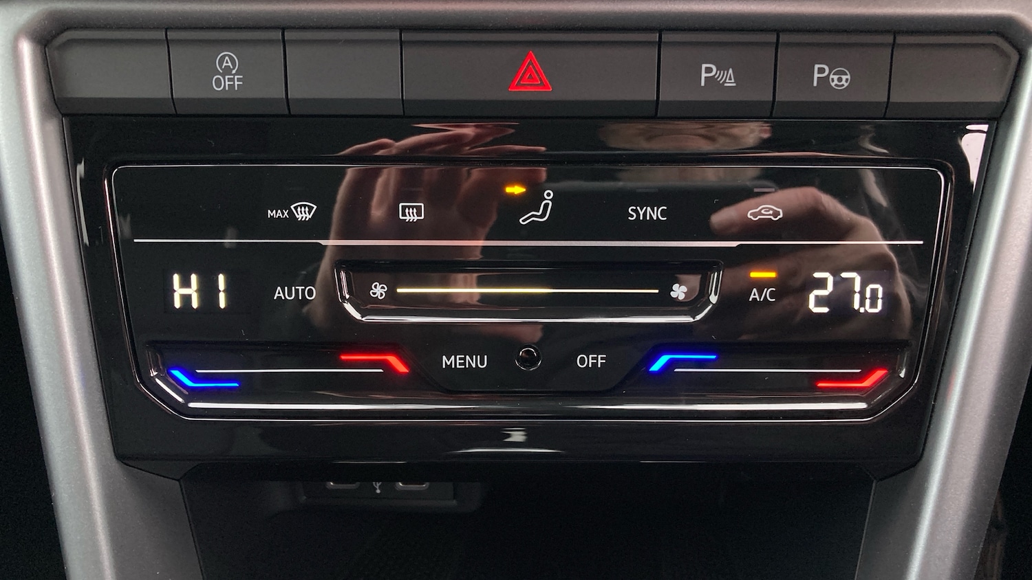 Used Volkswagen T-Roc 2025 for sale - 76968718: Photo 27