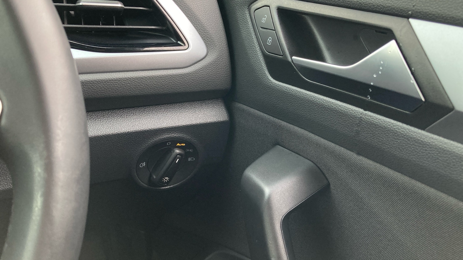 Used Volkswagen T-Roc 2025 for sale - 76968718: Photo 40