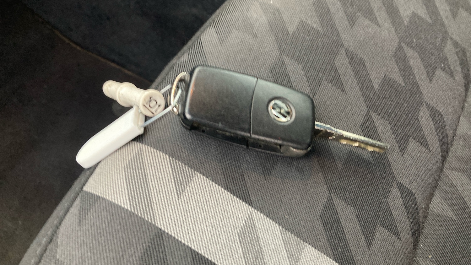 Used Volkswagen Beetle 2018 for sale - 77435620: Photo 20