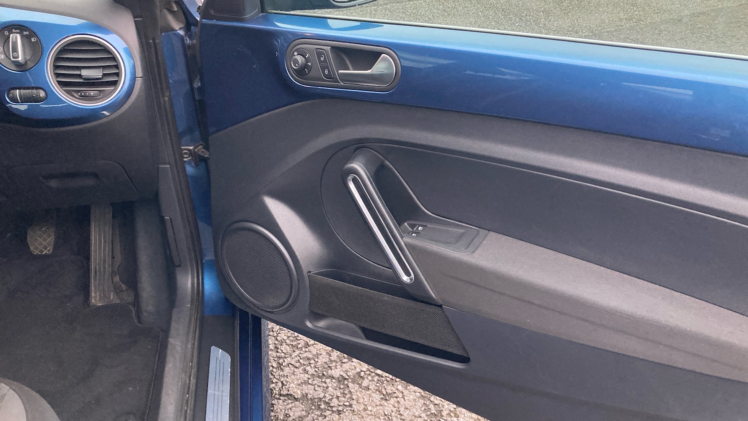 Used Volkswagen Beetle 2018 for sale - 77435620: Photo 26