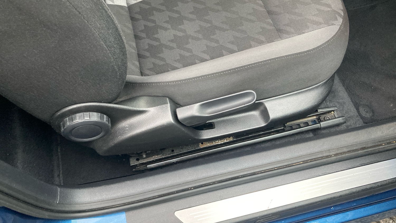 Used Volkswagen Beetle 2018 for sale - 77435620: Photo 30