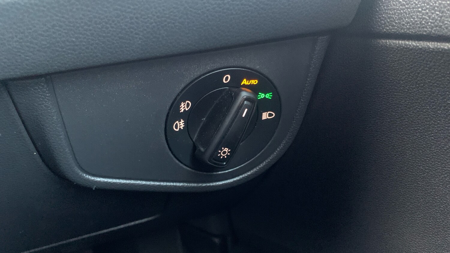 Used Volkswagen Taigo 2023 for sale - 77973870: Photo 28