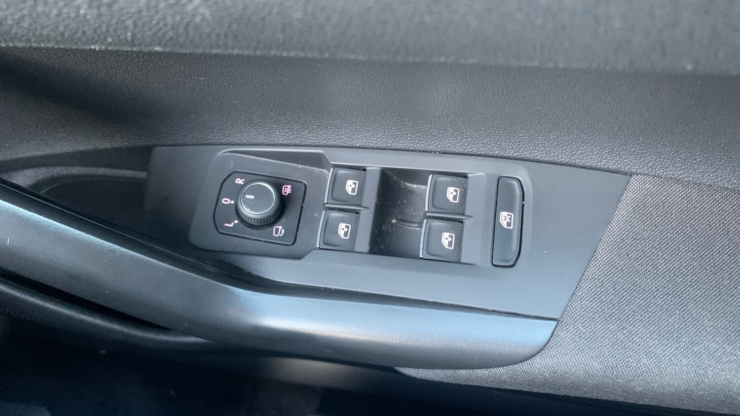 Used Volkswagen Taigo 2023 for sale - 77973870: Photo 30