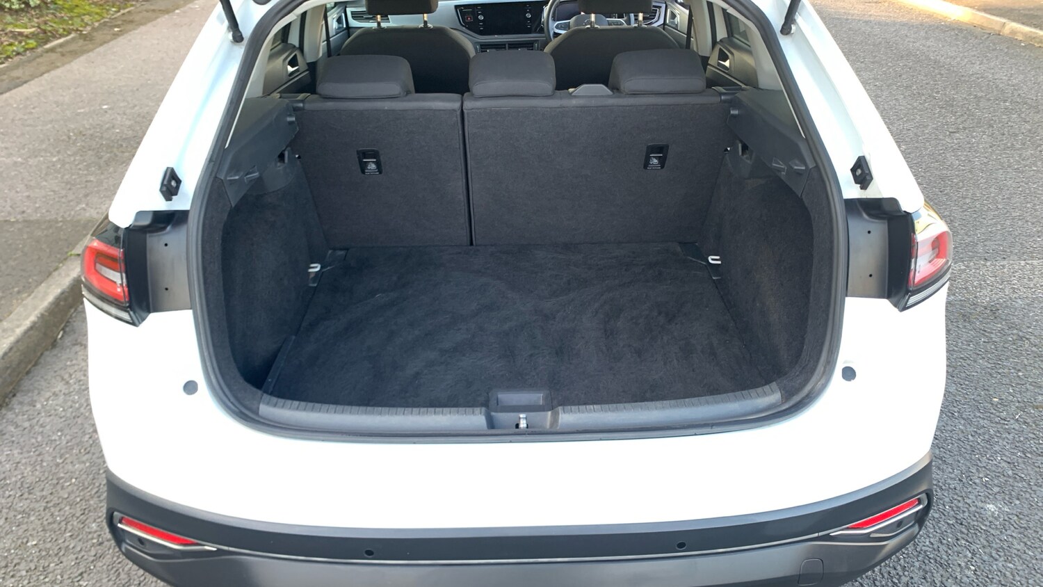 Used Volkswagen Taigo 2023 for sale - 77973870: Photo 4