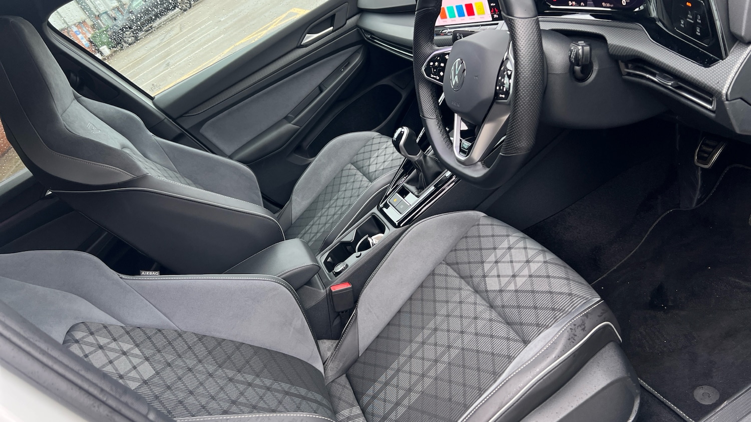 Used Volkswagen Golf 2023 for sale - 77195652: Photo 32