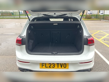 Used Volkswagen Golf 2023 for sale - 77195652: Photo