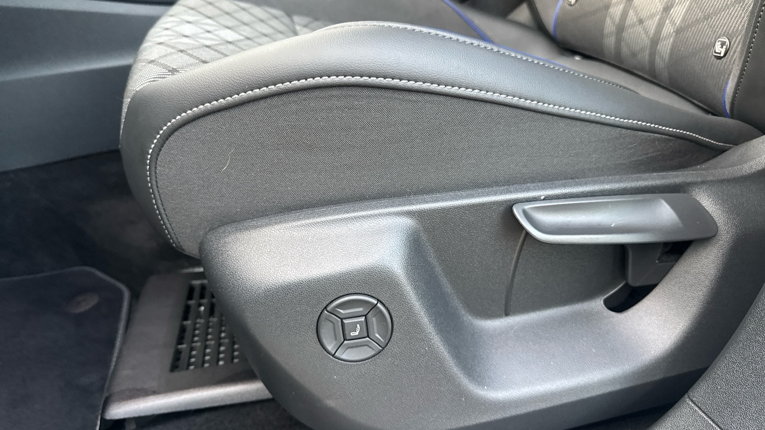 Used Volkswagen Tiguan 2024 for sale - 76640795: Photo 22