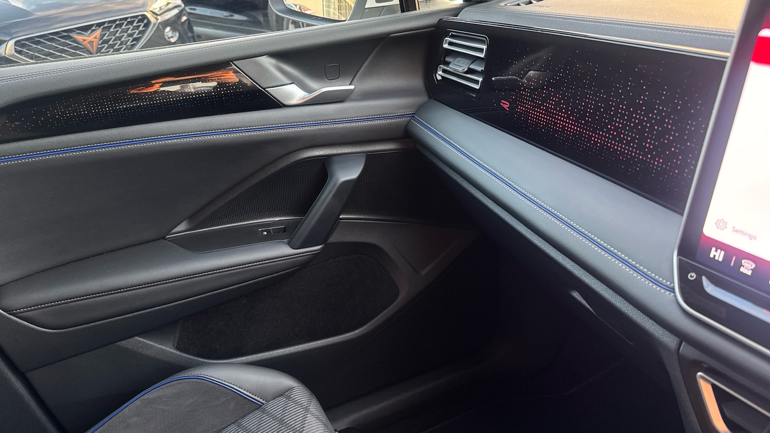 Used Volkswagen Tiguan 2024 for sale - 76640795: Photo 40