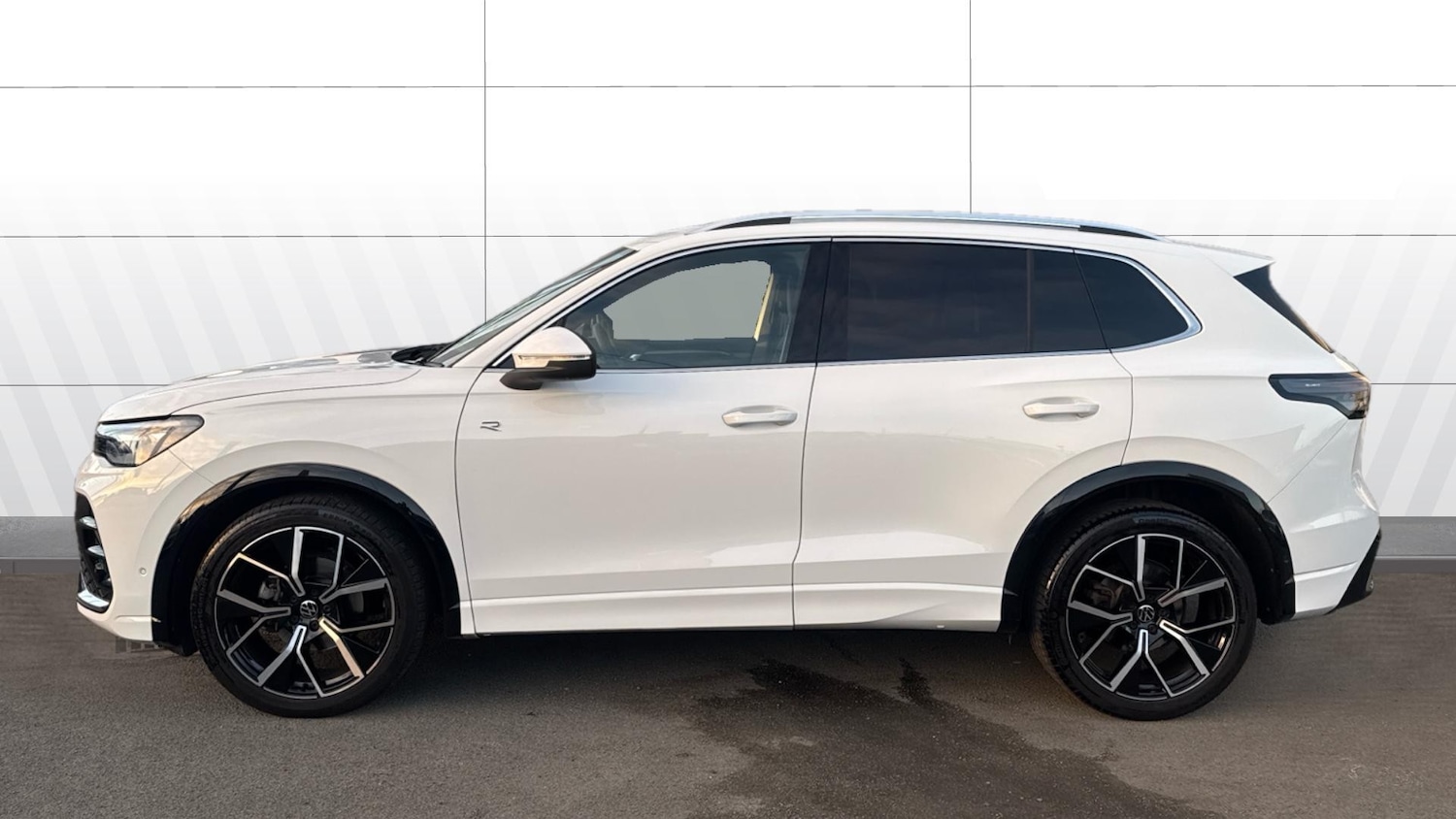 Used Volkswagen Tiguan 2024 for sale - 76640795: Photo 5