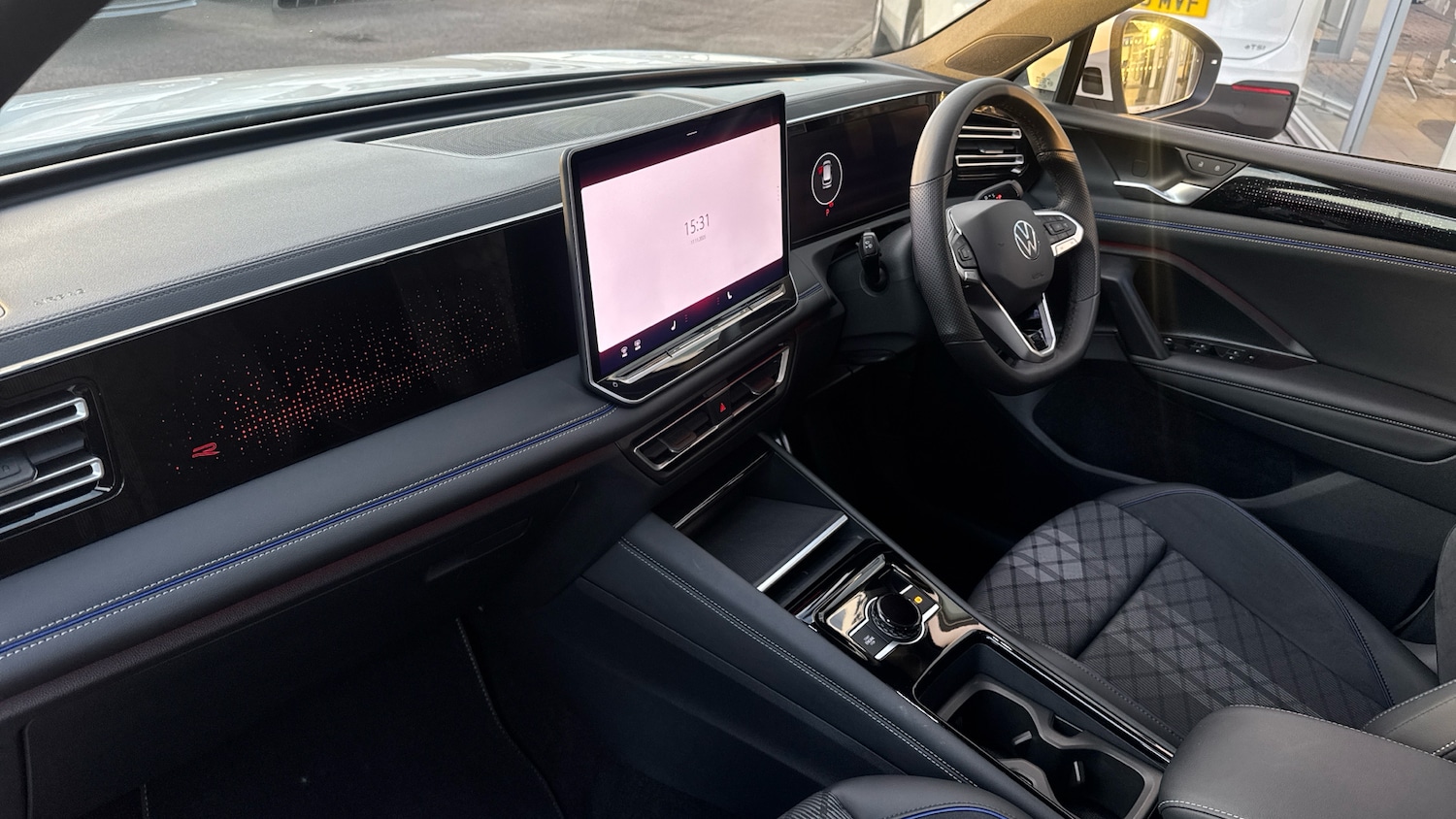 Used Volkswagen Tiguan 2024 for sale - 76640795: Photo 9