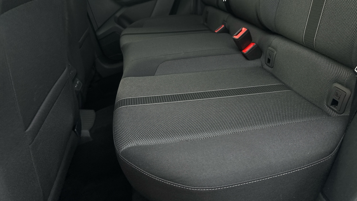 Used Volkswagen T-Roc 2025 for sale - 77532579: Photo 16