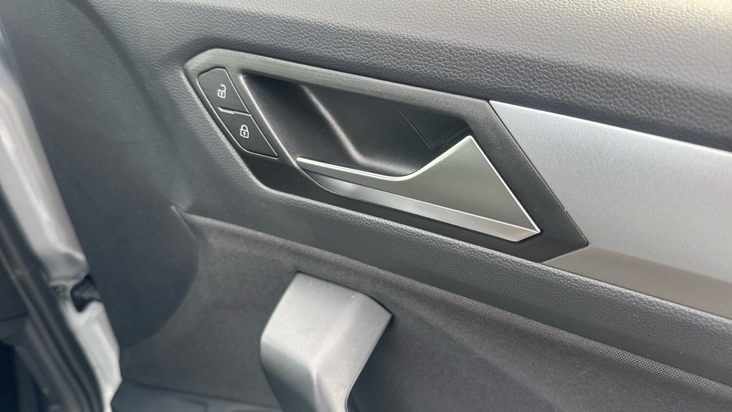 Used Volkswagen T-Roc 2025 for sale - 77532579: Photo 30