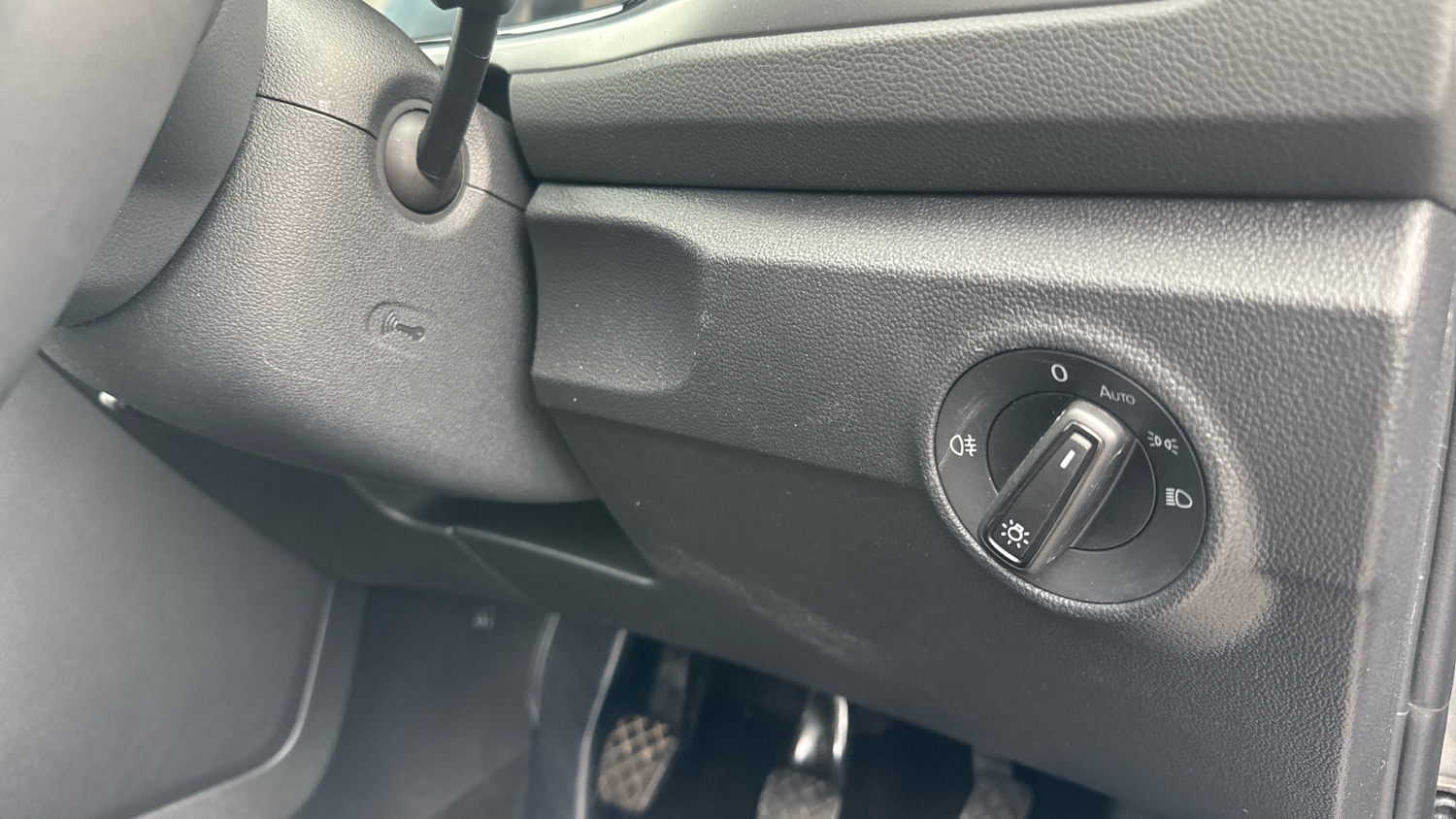 Used Volkswagen T-Roc 2025 for sale - 77532579: Photo 31