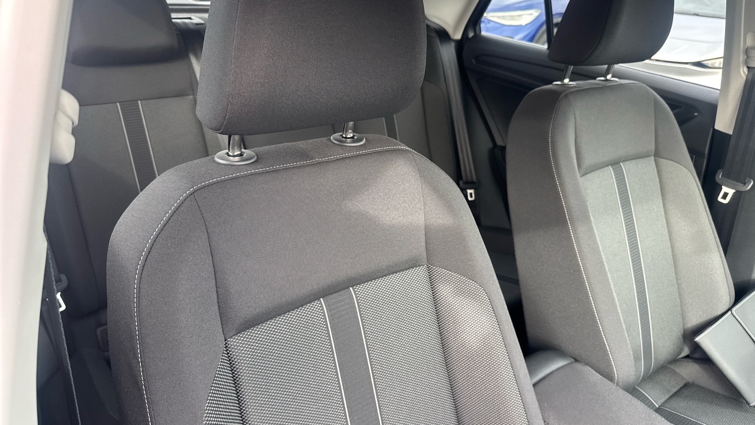 Used Volkswagen T-Roc 2025 for sale - 77532579: Photo 32