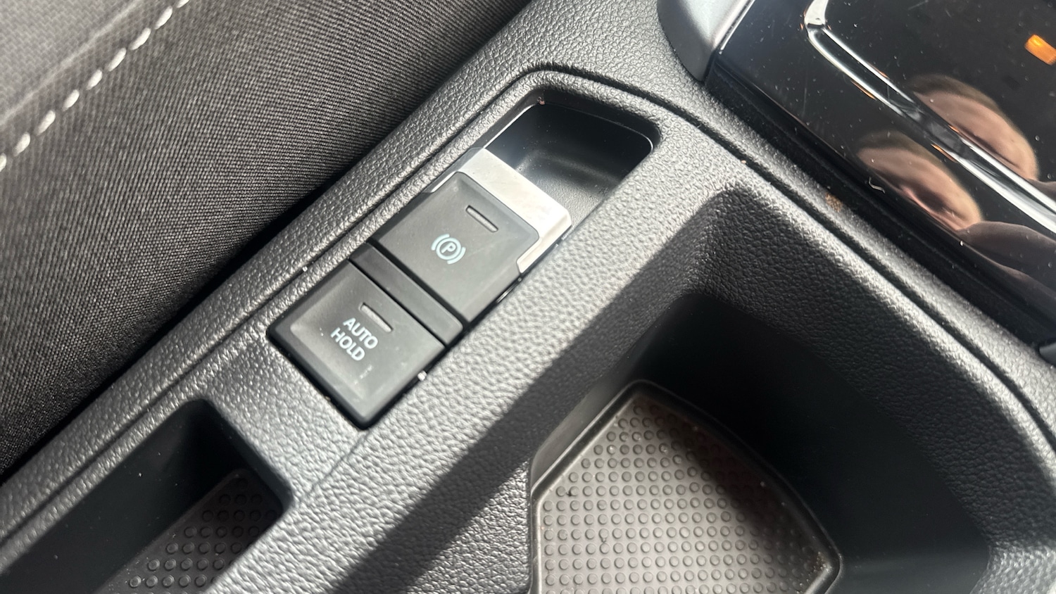 Used Volkswagen T-Roc 2025 for sale - 77532579: Photo 34