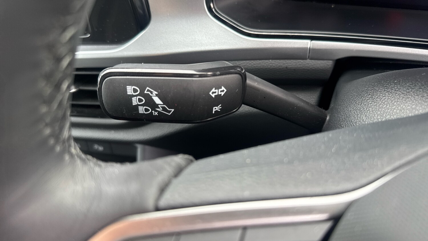 Used Volkswagen T-Roc 2025 for sale - 77532579: Photo 38