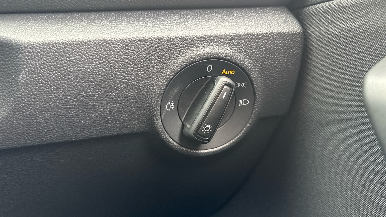 Used Volkswagen T-Roc 2025 for sale - 77532579: Photo 42