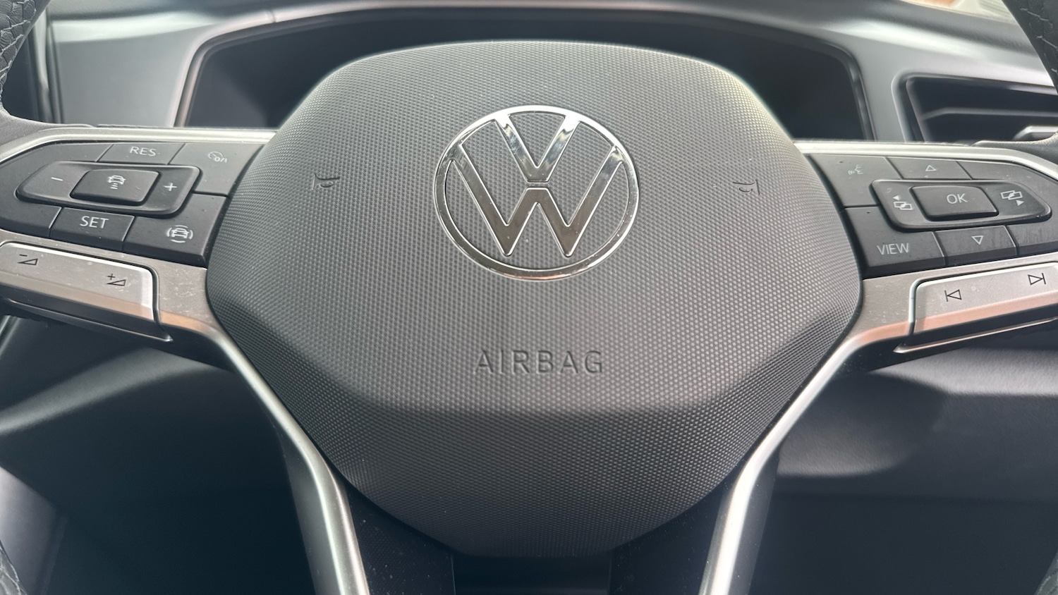 Used Volkswagen T-Roc 2025 for sale - 77532579: Photo 8