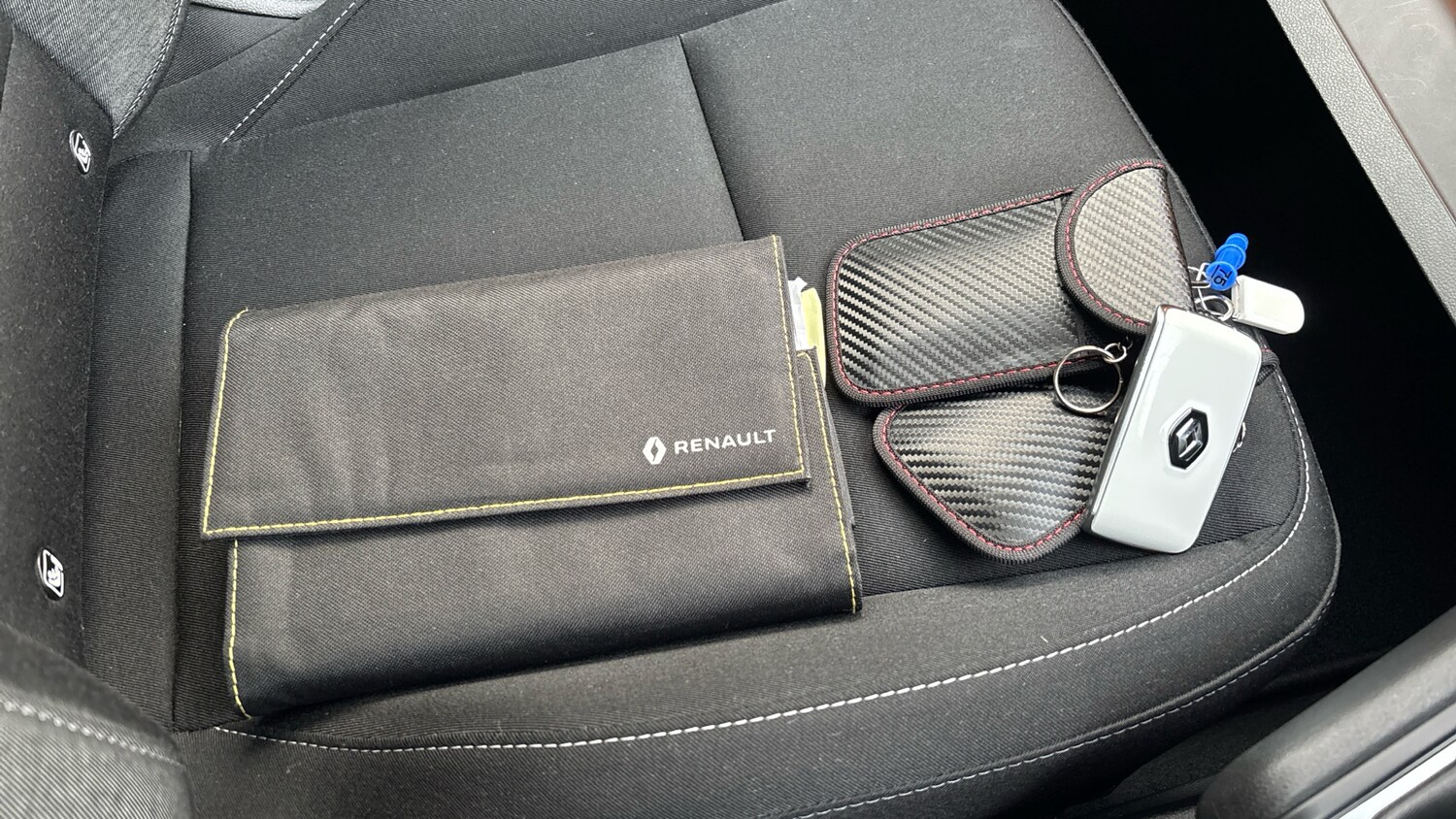 Used Renault Captur 2020 for sale - 76541749: Photo 19