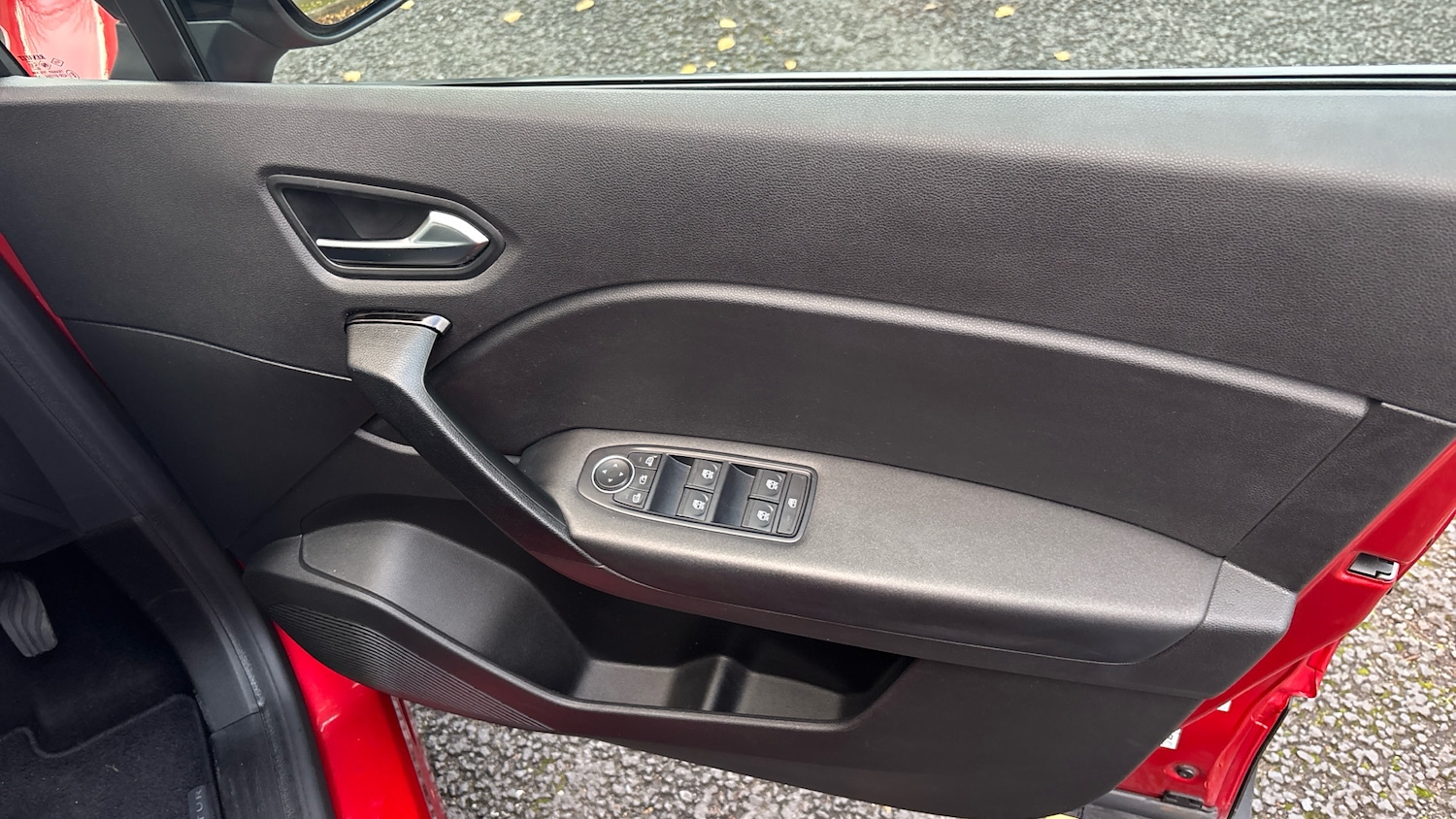 Used Renault Captur 2020 for sale - 76541749: Photo 29