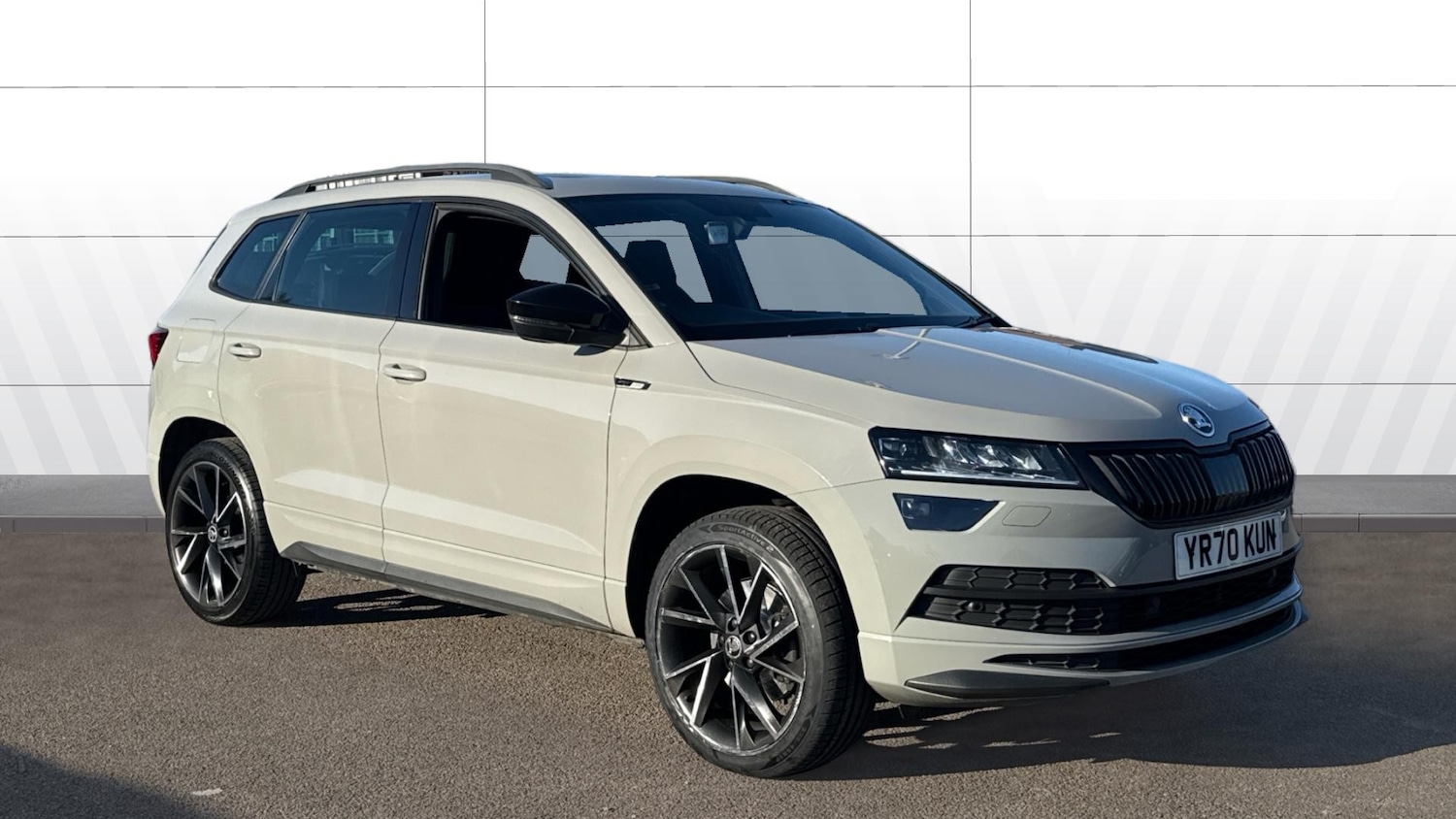 Used Skoda Karoq 2020 for sale - 77946970: Photo 1