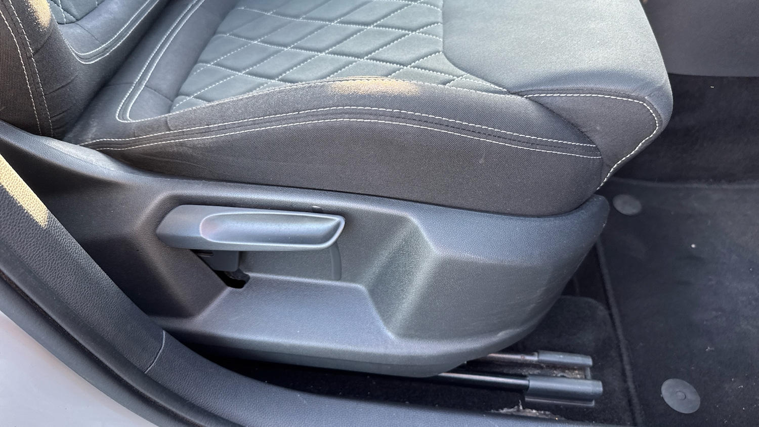 Used Skoda Karoq 2020 for sale - 77946970: Photo 37