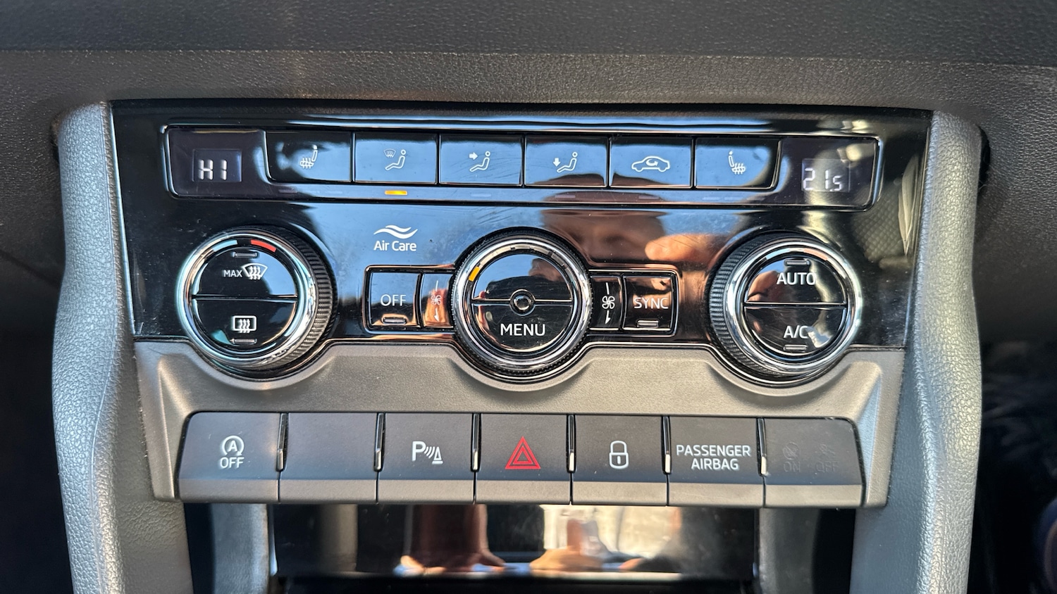 Used Skoda Karoq 2020 for sale - 77946970: Photo 41