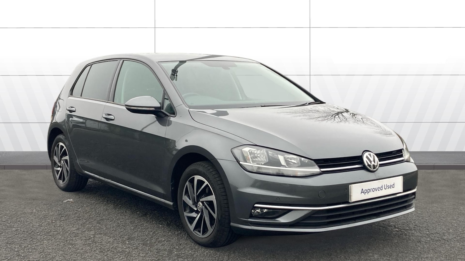 Used Volkswagen Golf 2019 for sale - 77417330: Photo 1