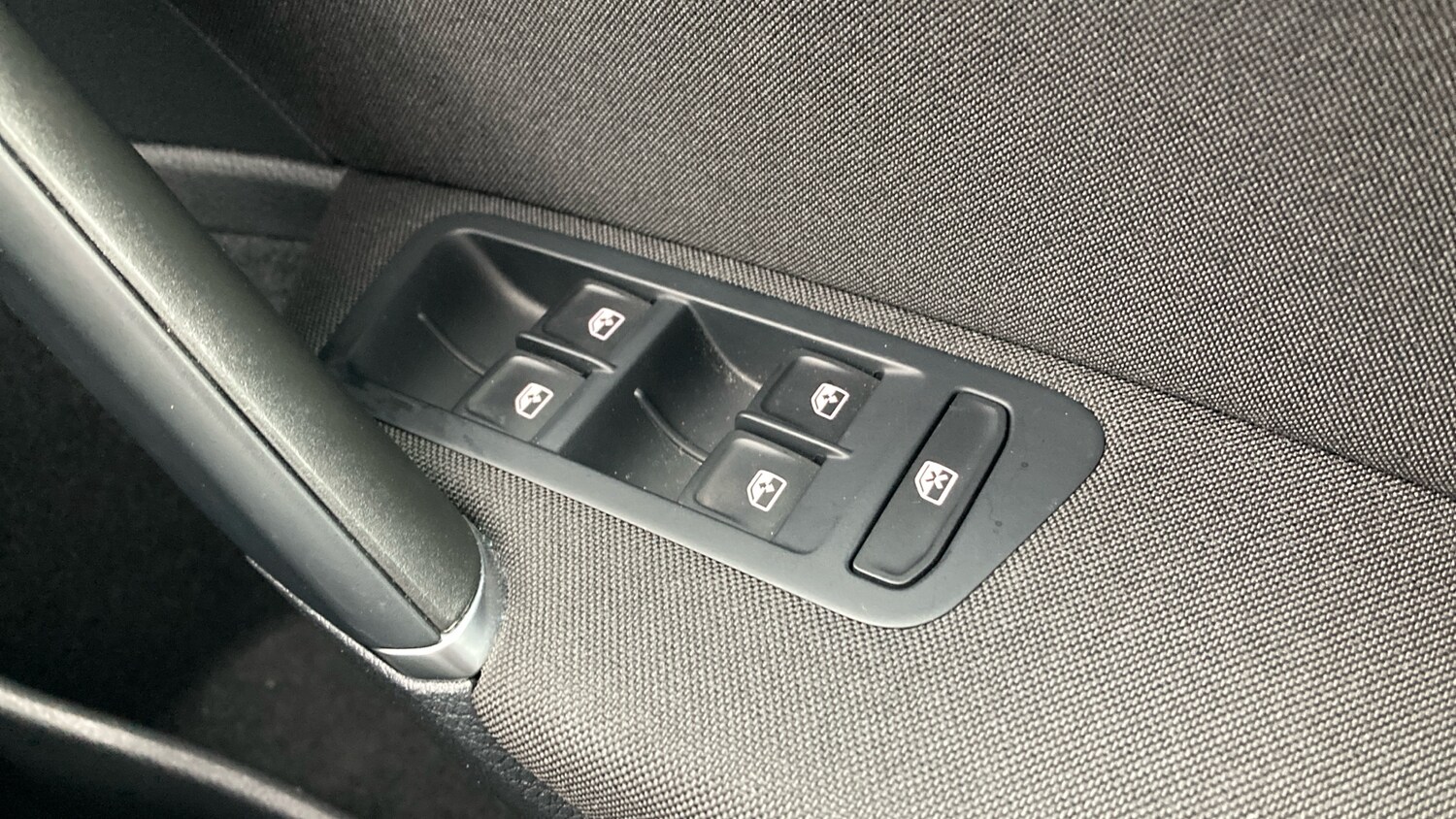 Used Volkswagen Golf 2019 for sale - 77417330: Photo 27