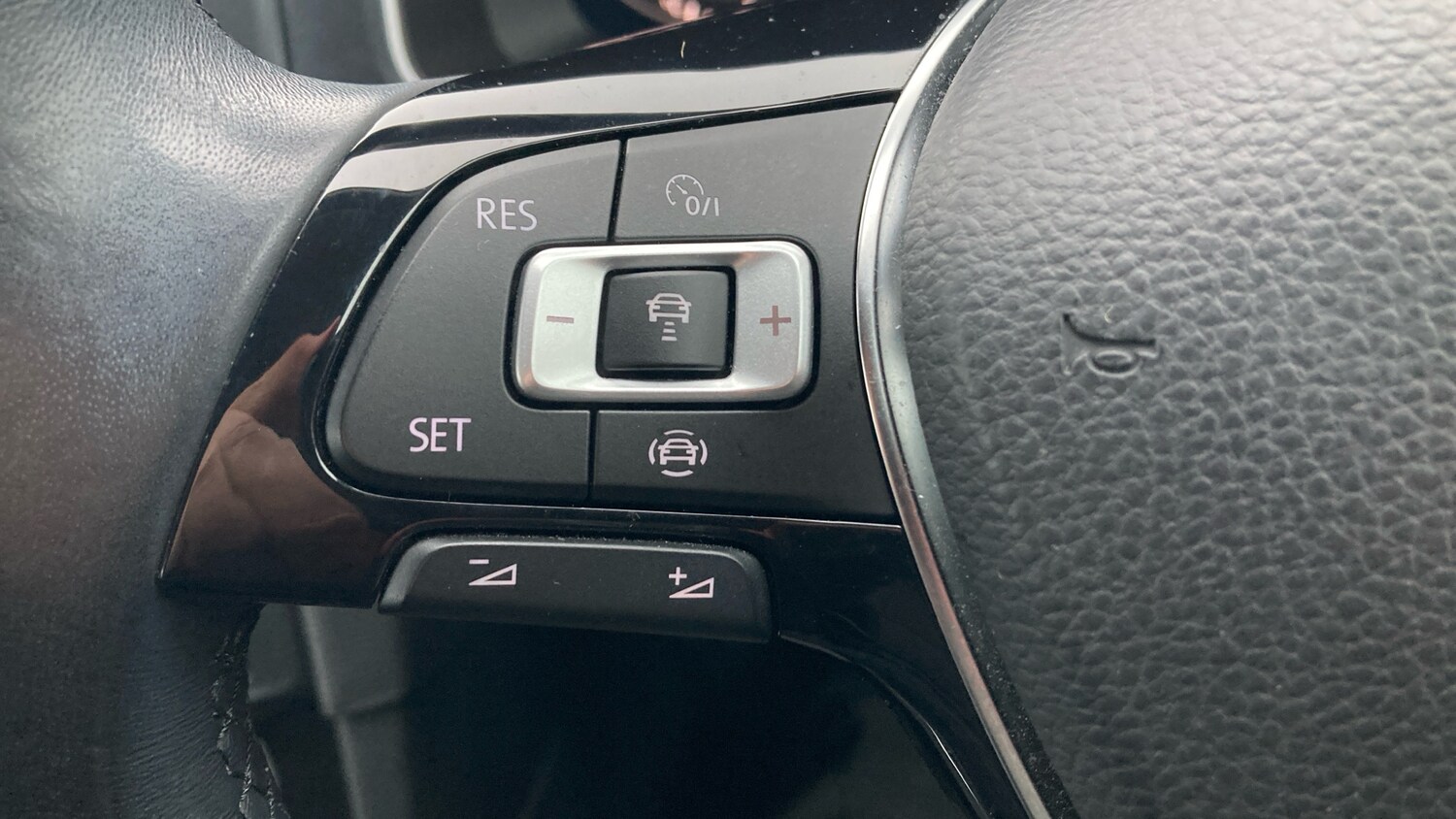 Used Volkswagen Golf 2019 for sale - 77417330: Photo 29