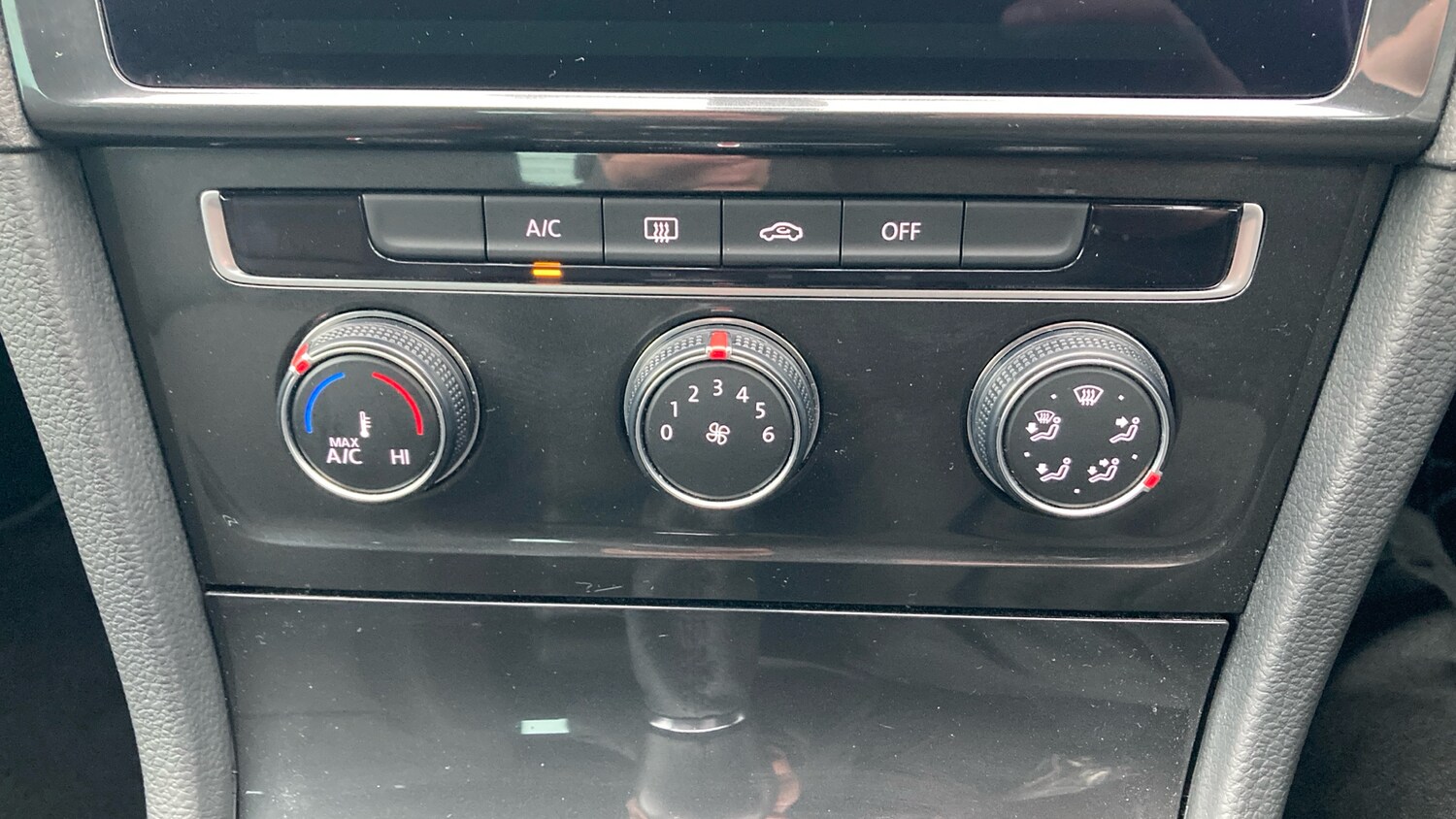 Used Volkswagen Golf 2019 for sale - 77417330: Photo 36