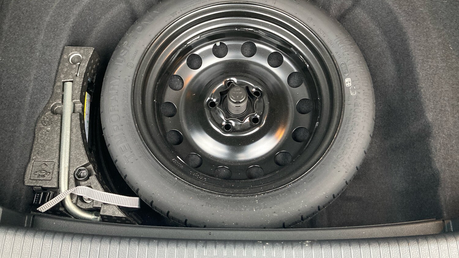 Used Volkswagen Golf 2019 for sale - 77417330: Photo 8