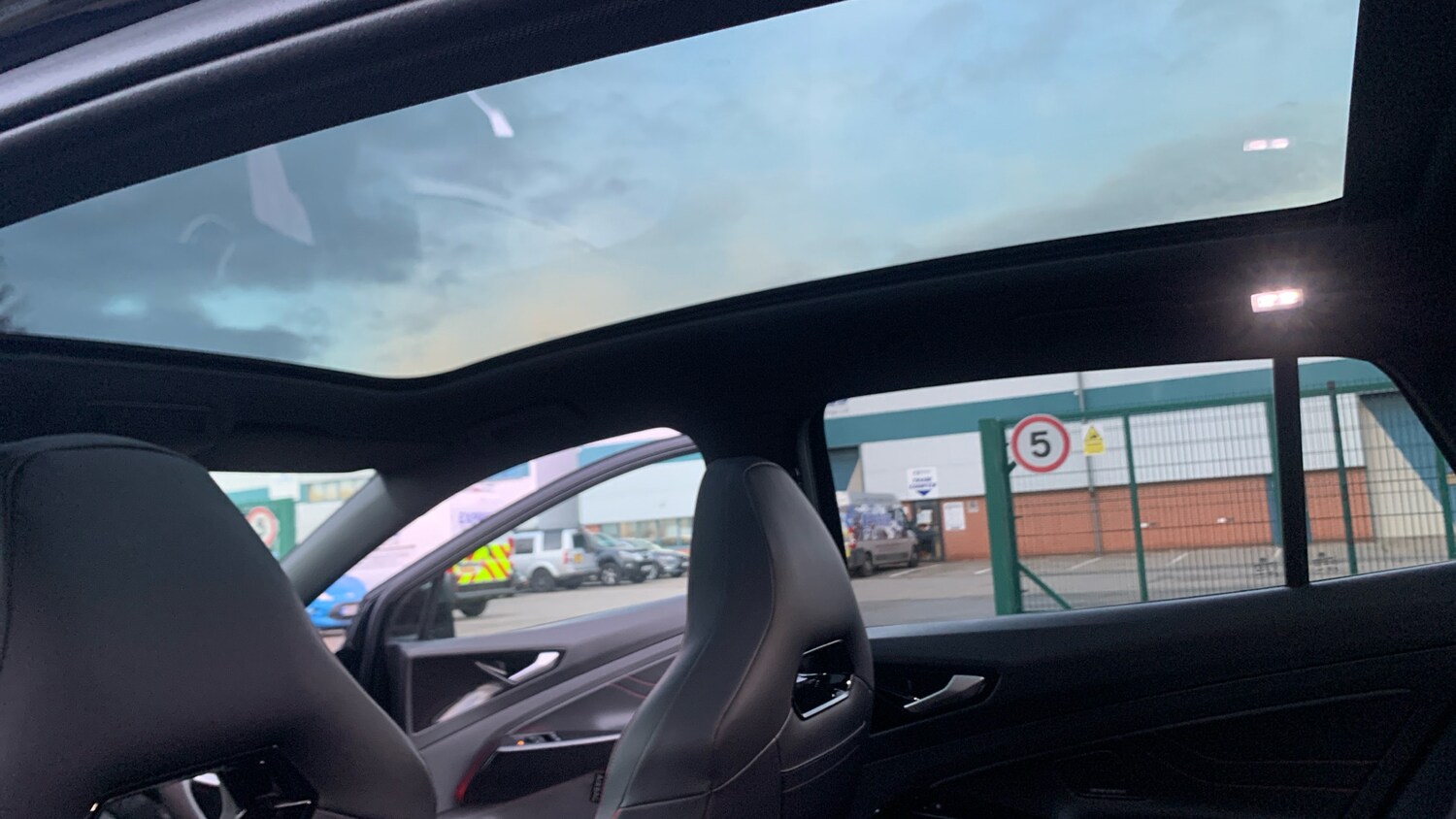 Used Volkswagen ID.4 2025 for sale - 76894384: Photo 67