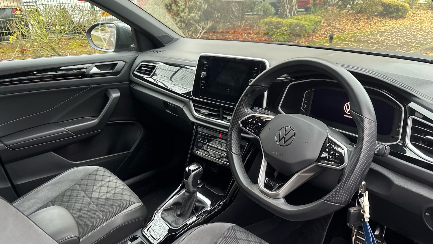 Used Volkswagen T-Roc 2022 for sale - 76520955: Photo 11