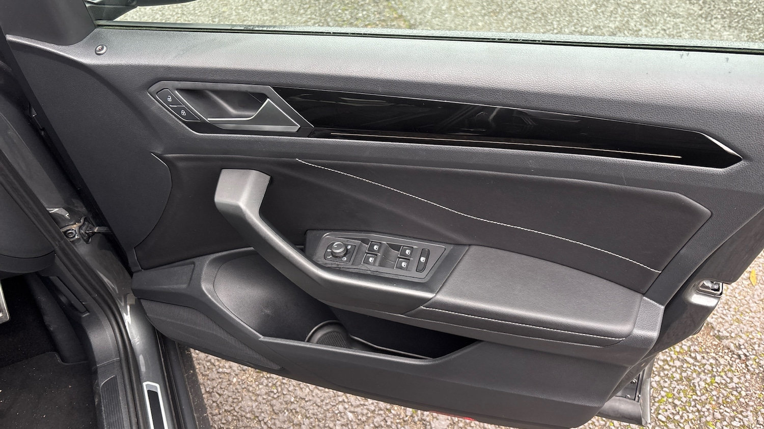 Used Volkswagen T-Roc 2022 for sale - 76520955: Photo 28