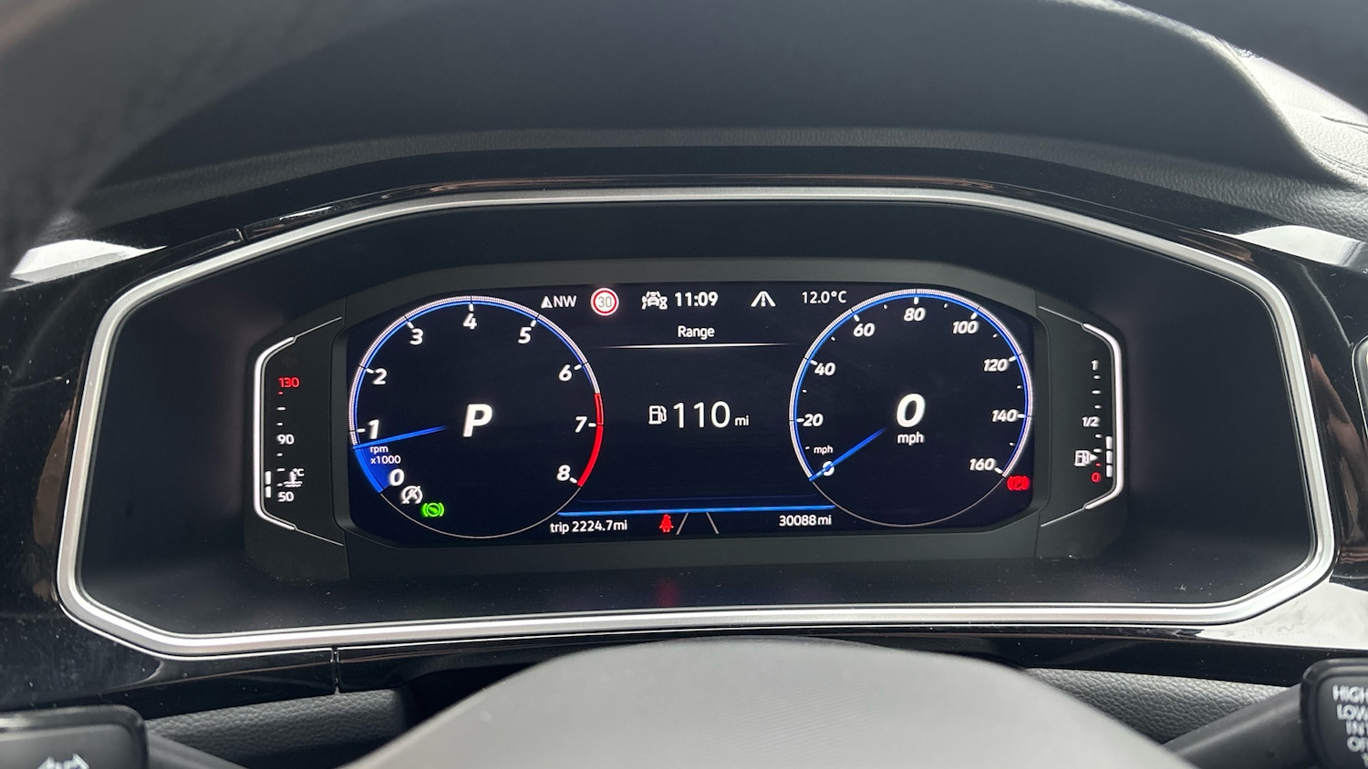 Used Volkswagen T-Roc 2022 for sale - 76520955: Photo 40