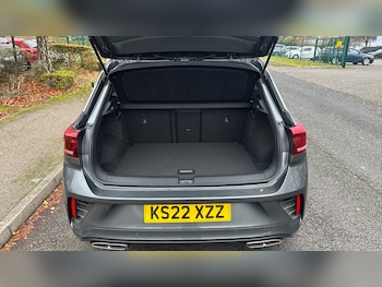 Used Volkswagen T-Roc 2022 for sale - 76520955: Photo