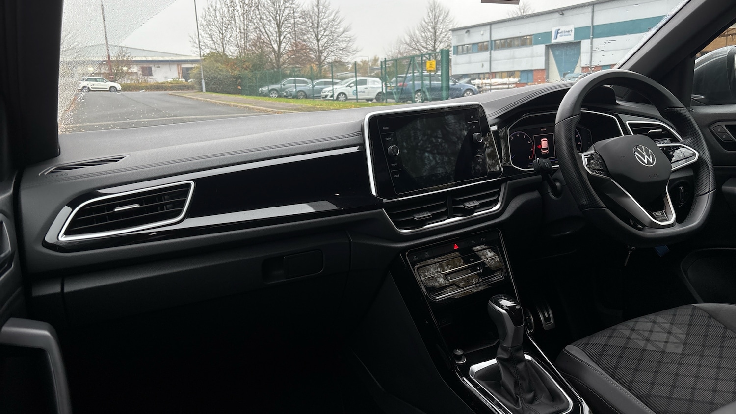 Used Volkswagen T-Roc 2022 for sale - 76520955: Photo 9