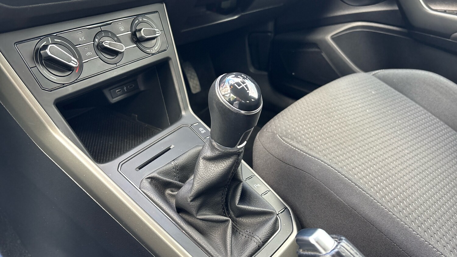 Used Volkswagen Polo 2020 for sale - 76382530: Photo 13