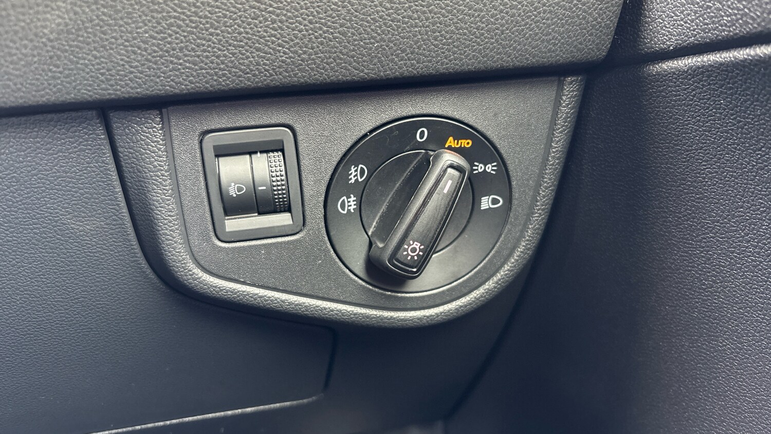 Used Volkswagen Polo 2020 for sale - 76382530: Photo 24