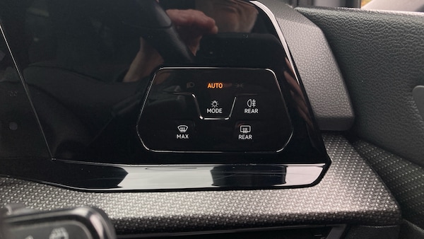 Used Volkswagen Golf 2021 for sale - 76181898: Photo 44